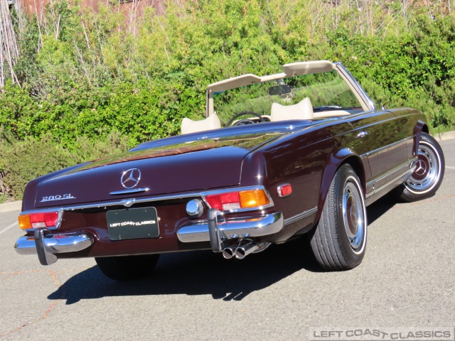 1970-mercedes-benz-280sl-roadster-024.jpg