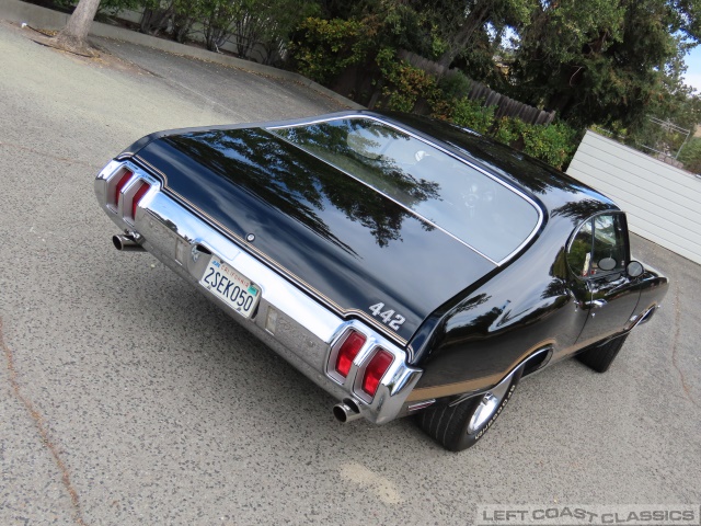 1970-olds-442-027.jpg