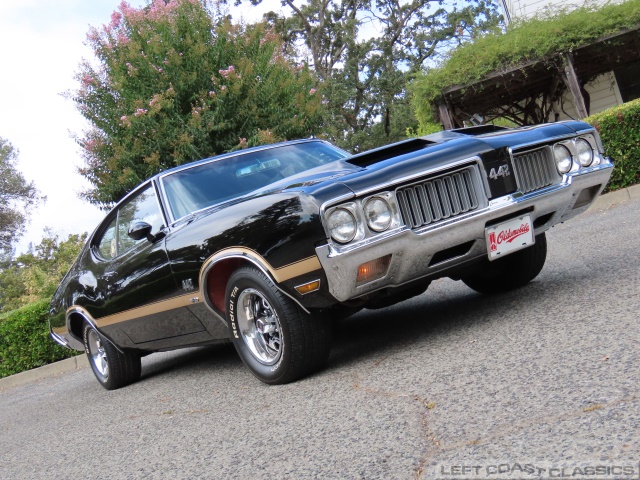 1970-olds-442-043.jpg