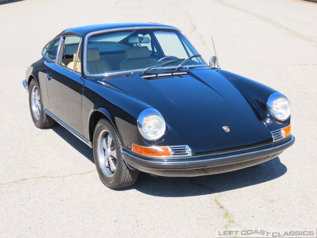 1970-porsche-911t-158.jpg