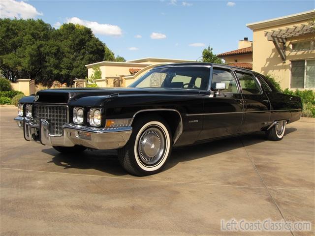 1971-cadillac-fleetwood-limousine-004.jpg