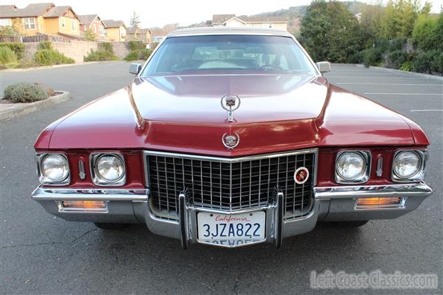 1971-cadillac-limousine-002.jpg