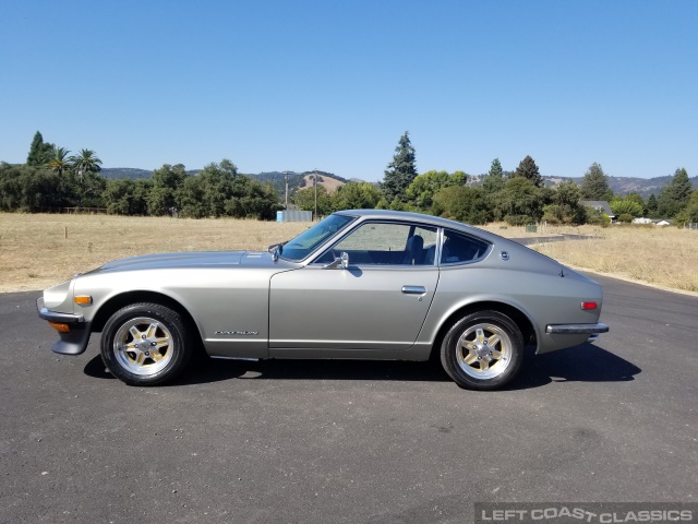 1971-datsun-240z-020.jpg