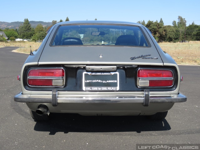 1971-datsun-240z-034.jpg