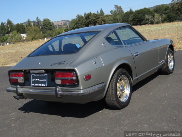 1971-datsun-240z-036.jpg