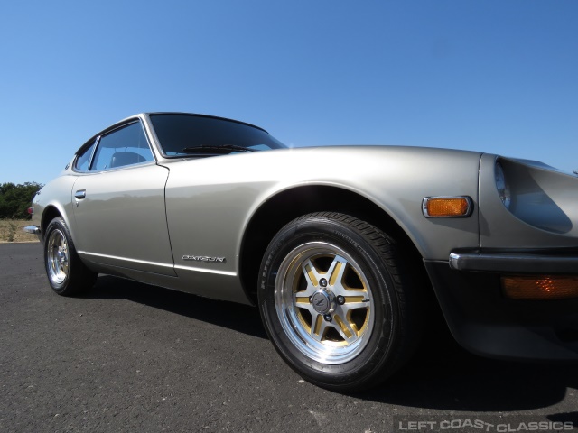 1971-datsun-240z-075.jpg