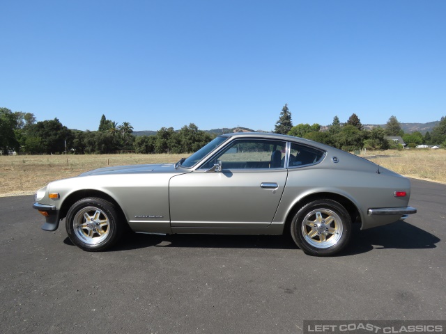 1971-datsun-240z-165.jpg