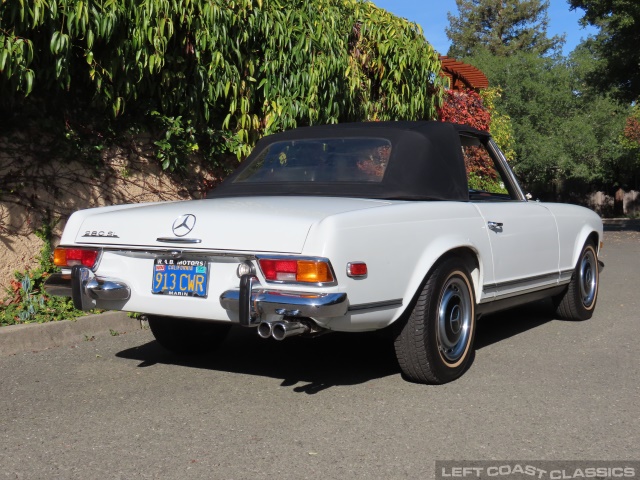 1971-mercedes-benz-280sl-028.jpg