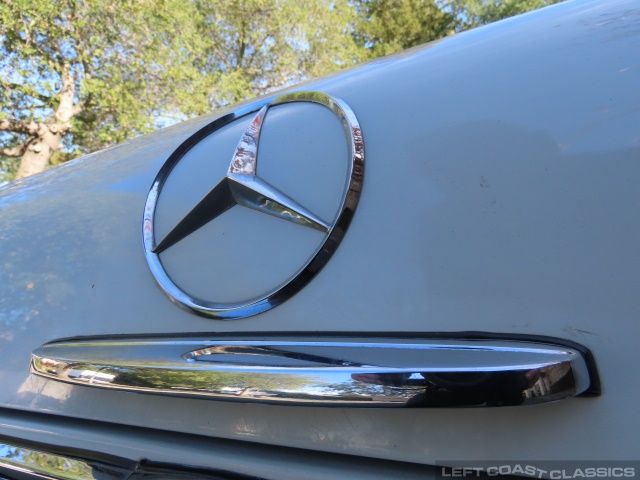 1971-mercedes-benz-280sl-067.jpg