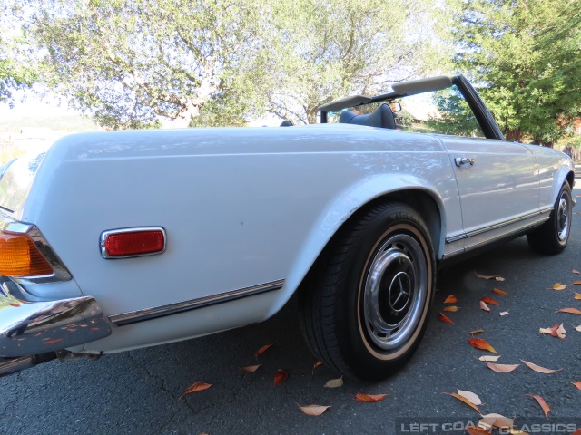 1971-mercedes-benz-280sl-081.jpg