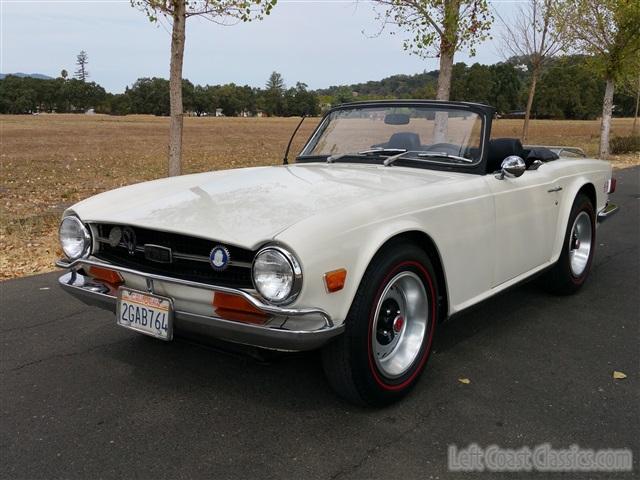 1971-triumph-tr6-015.jpg