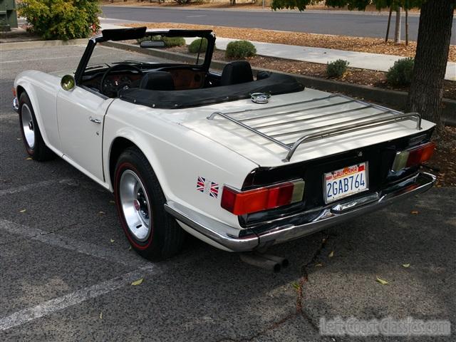 1971-triumph-tr6-027.jpg