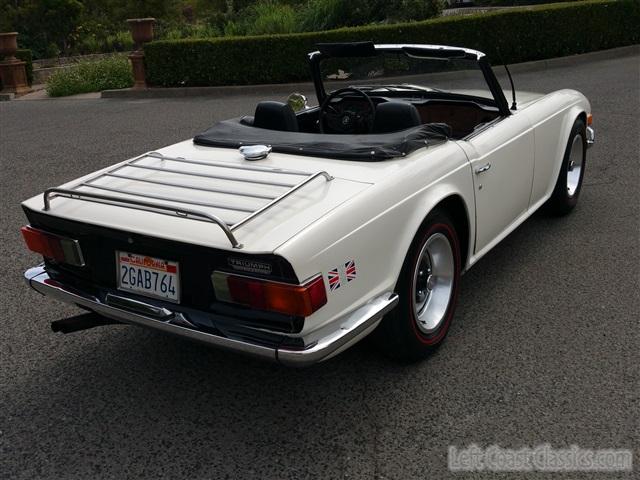 1971-triumph-tr6-037.jpg