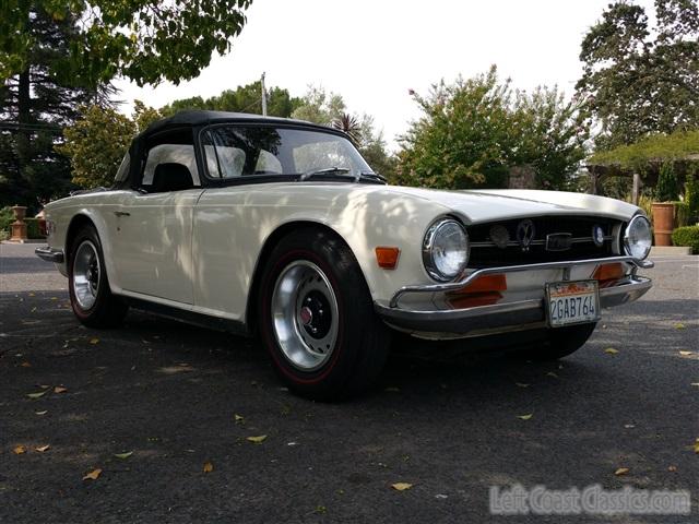 1971-triumph-tr6-050.jpg