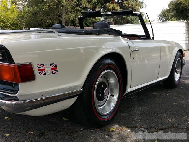 1971-triumph-tr6-066.jpg