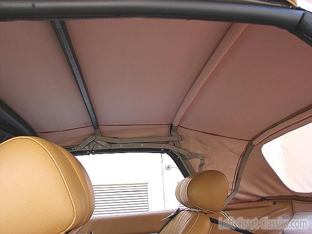 1972-jaguar-xke-softtop-inside.jpg