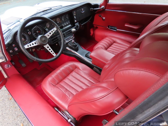 1972-jaguar-xke-fhc-v12-069.jpg