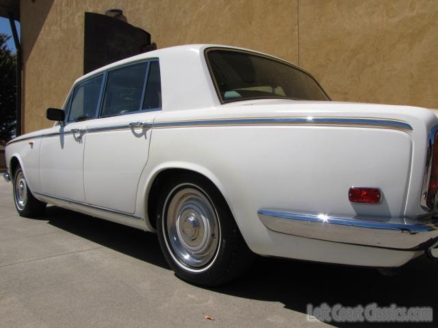 1972-rolls-royce-silver-shadow-026.jpg