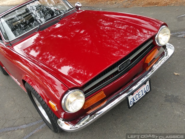 1973-triumph-tr6-064.jpg