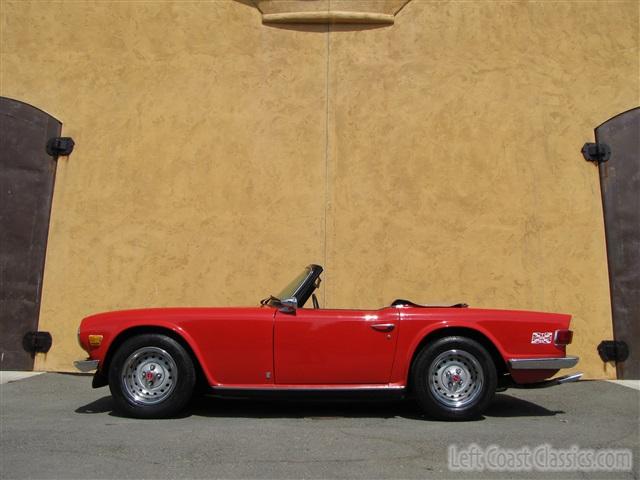 1973-triumph-tr6-021.jpg