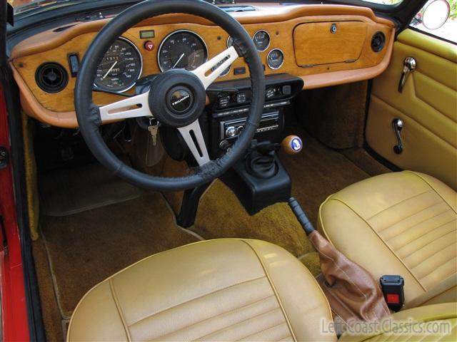 1973-triumph-tr6-109.jpg