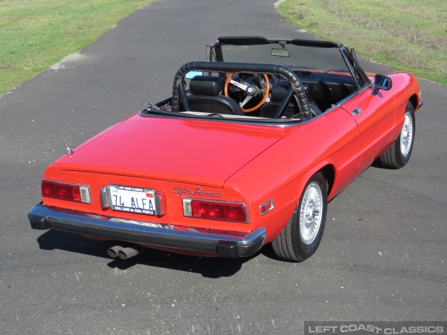 1974-alfa-romeo-spider-veloce-030.jpg