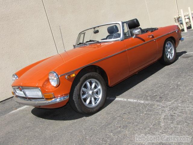 1974-mgb-roadster-003.jpg