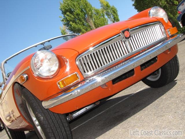 1974-mgb-roadster-050.jpg