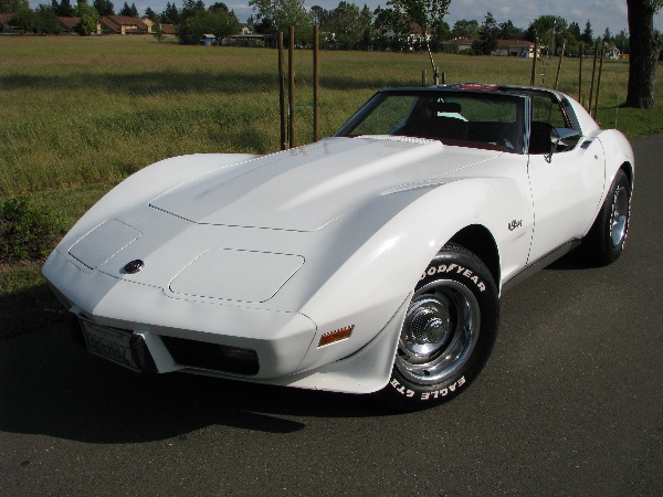 1976 Corvette Stingray L48 Slide Show