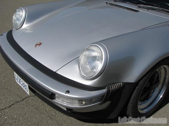 1976-porsche-911-turbo-747.jpg