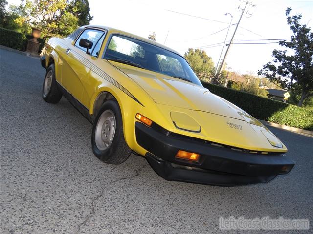 1977-triumph-tr7-coupe-021.jpg