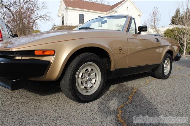 1980-triumph-tr8-046.jpg