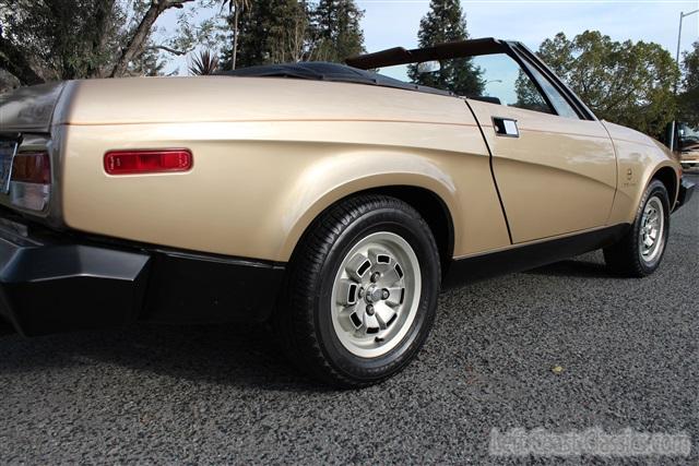 1980-triumph-tr8-048.jpg