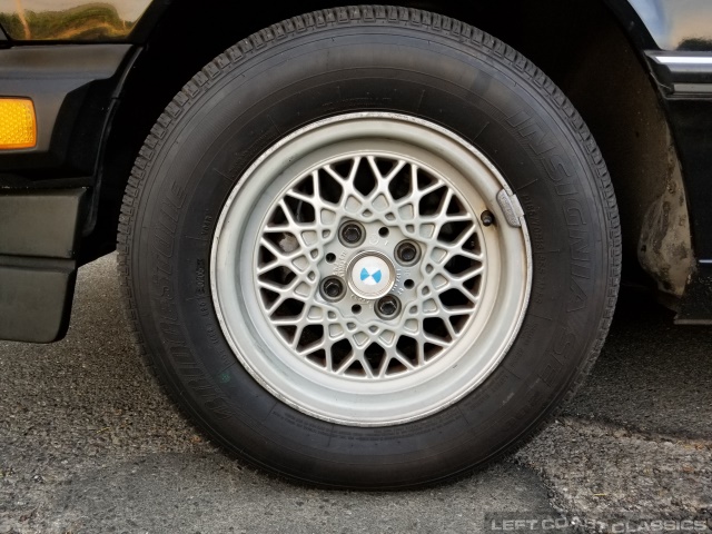 1983-bmw-320is-048.jpg