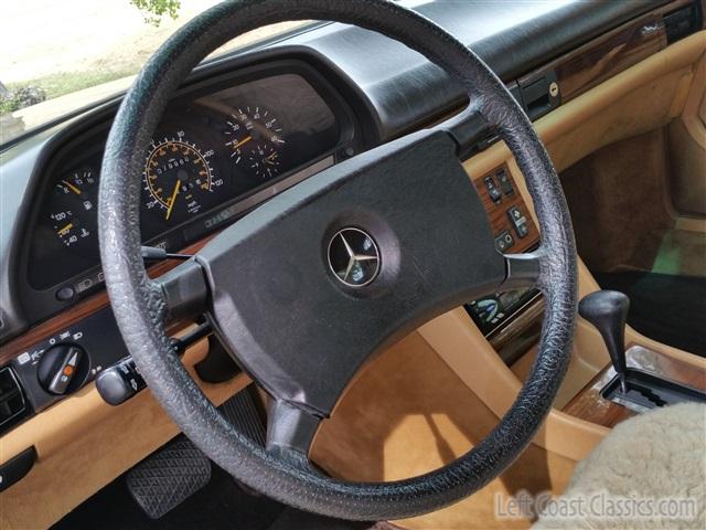 1984-mercedes-benz-300sd-103.jpg