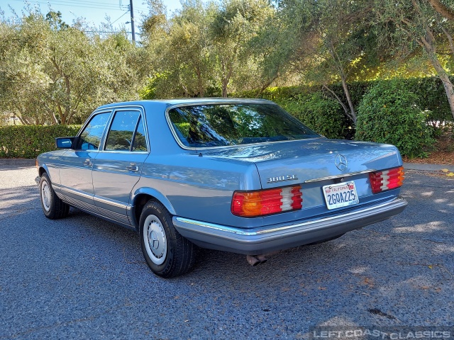 1984-mercedes-benz-380se-008.jpg