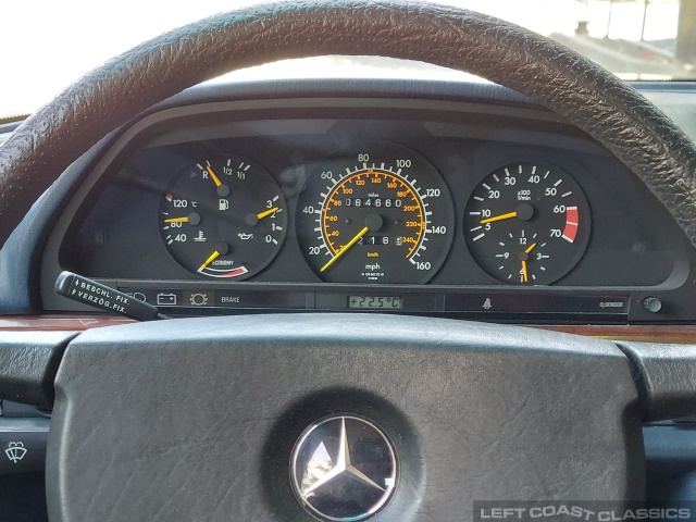 1984-mercedes-benz-380se-088.jpg