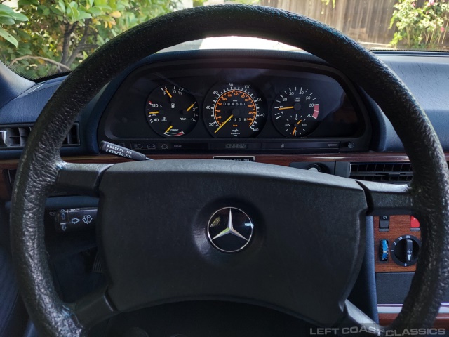 1984-mercedes-benz-380se-089.jpg