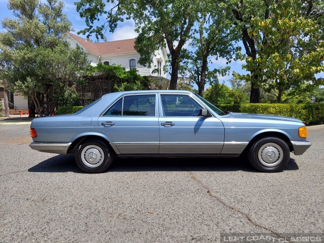 1984-mercedes-benz-380se-170.jpg