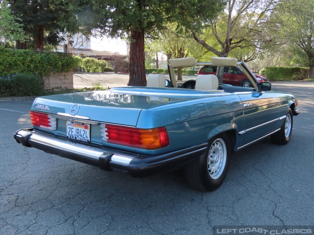 1984-mercede-benz-380sl-r107-022.jpg