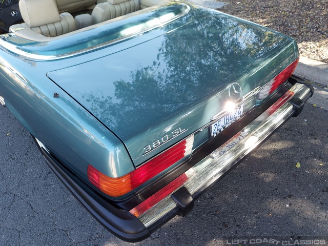 1984-mercede-benz-380sl-r107-079.jpg