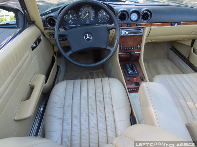 1984-mercede-benz-380sl-r107-095.jpg