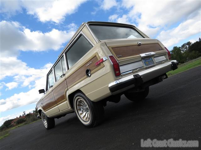 1985-jeep-grand-wagoneer-018.jpg