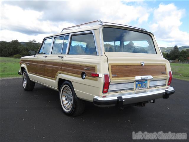 1985-jeep-grand-wagoneer-023.jpg