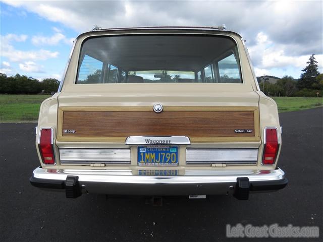 1985-jeep-grand-wagoneer-026.jpg