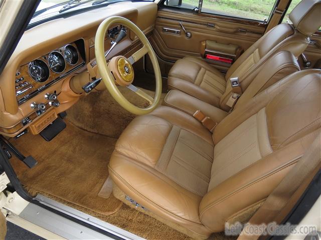 1985-jeep-grand-wagoneer-122.jpg