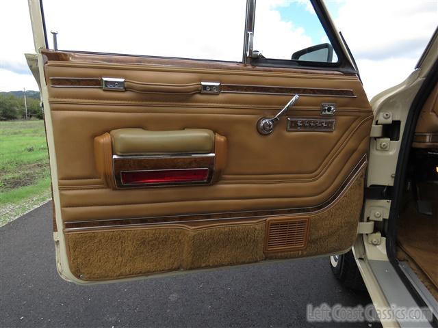 1985-jeep-grand-wagoneer-157.jpg