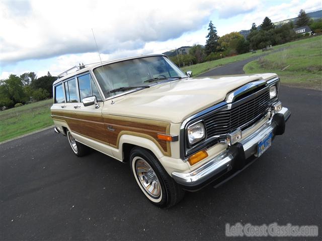 1985-jeep-grand-wagoneer-198.jpg