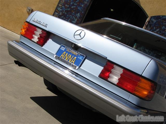 1985-mercedes-380se-041.jpg