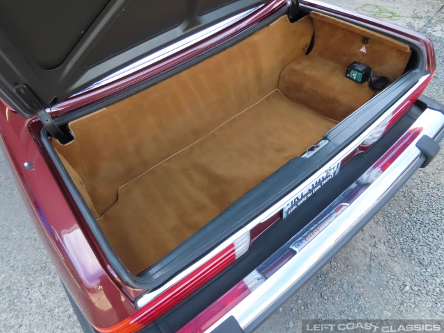 1985-mercedes-benz-380sl-134.jpg